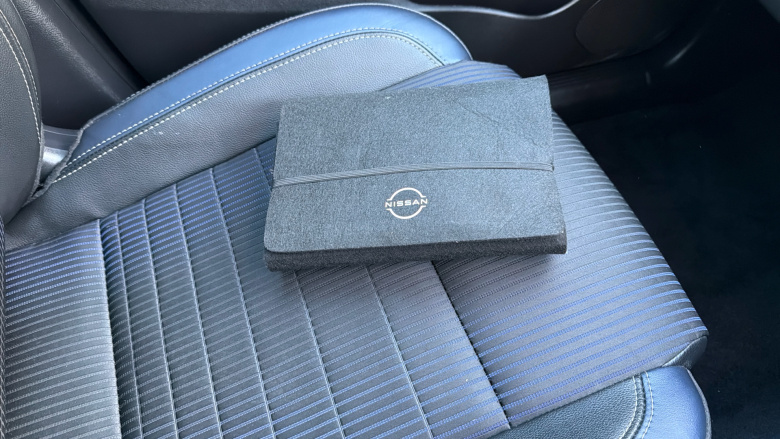 Nissan Qashqai 1.3 DiG-T MH Tekna 5dr Petrol Hatchback